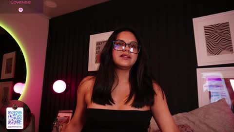 Sofi online show from April 25, 1:41 pm