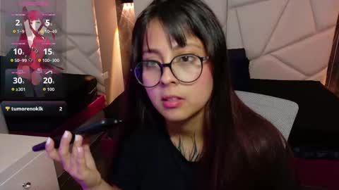 Snapshot of sophiaa_7 chatting on October 20, 1:38 pm Sophi online show from October 20, 1:38 pm