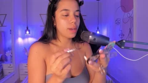 Sophie Hill  online show from November 27, 8:38 pm