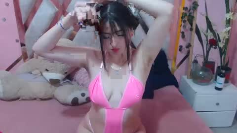 Snapshot of sophiadamx chatting on October 19, 4:28 am Sophiee online show from October 19, 4:28 am