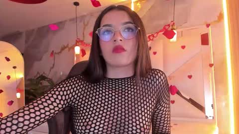 sophiadoll_tf online show from February 13, 9:40 pm