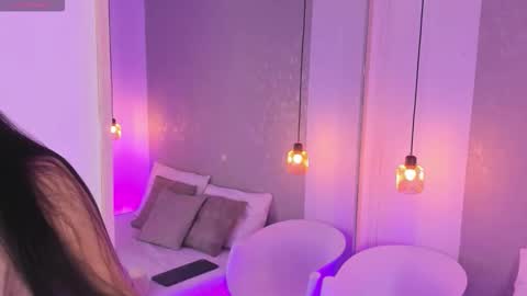 Sophia  online show from October 18, 6:17 am