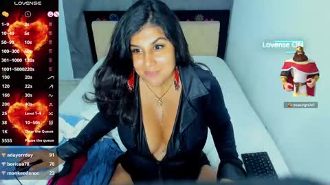 Snapshot of sophie__walker chatting on March 10, 1:12 am Sophia  online show from March 10, 1:12 am
