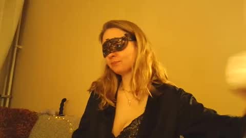 Sophie And Joost Luckydips Cam online show from March 5, 6:50 pm