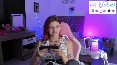 sophie doll online show from October 22, 6:20 pm