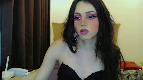 Sophie Fantasys online show from January 7, 12:04 am