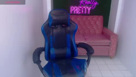 Sofia online show from February 15, 5:17 pm