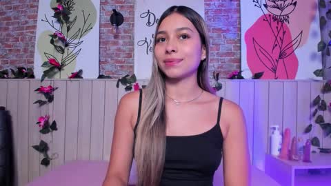 Sophie online show from March 13, 1:25 pm