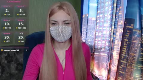 Sophie online show from March 29, 8:49 am