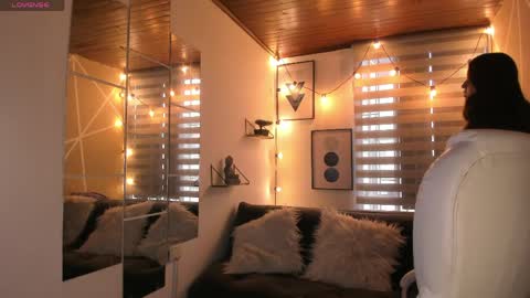 Sophie  online show from April 20, 9:51 pm