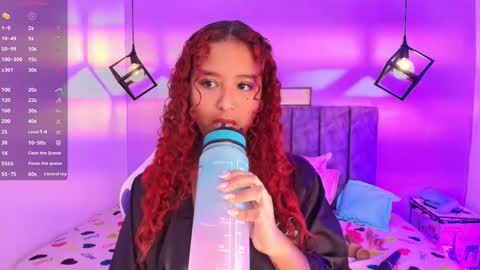 Snapshot of sophiee_velvet chatting on September 23, 12:21 pm online show from September 23, 12:21 pm