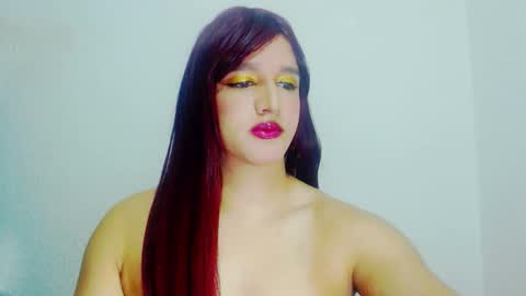 sophiehillsxo online show from November 13, 3:53 am