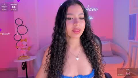 Sophie Houston online show from November 22, 4:33 am