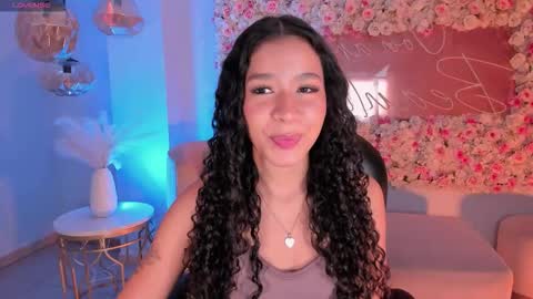 Sophie Houston online show from September 30, 4:01 am