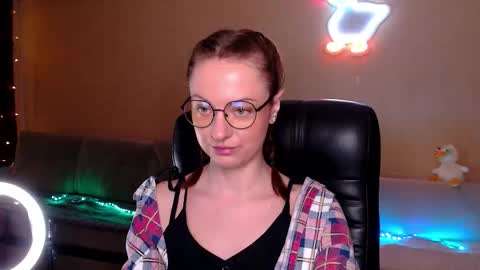 sophieleroux online show from February 20, 11:34 am