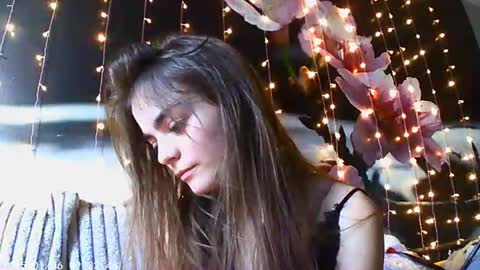 Sophie and my bestie Mandy    online show from January 5, 11:15 am