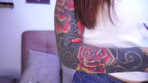 Snapshot of sophiiecums chatting on September 24, 12:23 pm Sophiie online show from September 24, 12:23 pm