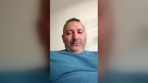 sorinstamate103 online show from April 24, 8:49 am