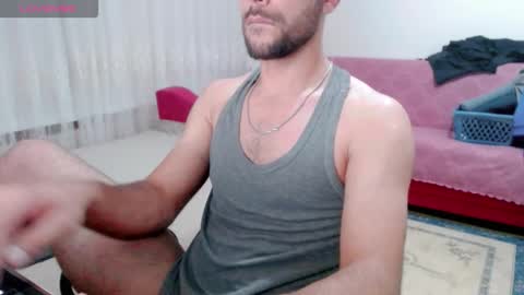 luis online show from October 6, 10:05 pm