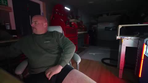 soundfreqnj online show from December 17, 4:52 am