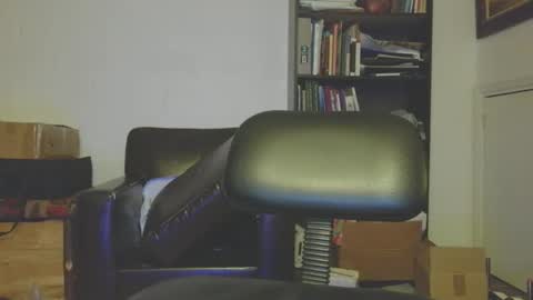 Southernblueyes online show from April 20, 2:58 am