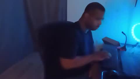 Infamous Damon Jerico online show from December 16, 2:38 pm