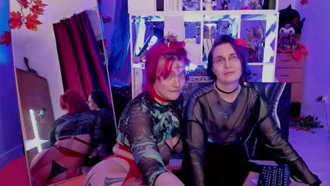 Leah online show from November 13, 6:32 pm