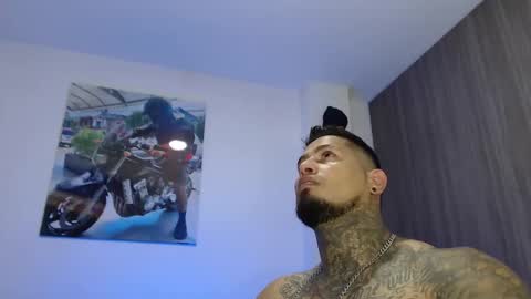 soy_apolo online show from March 17, 4:17 am