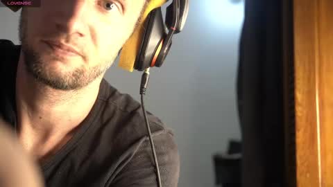 Chris online show from March 5, 8:00 pm