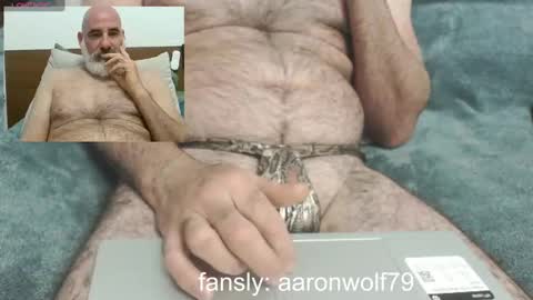 Snapshot of soyelpoti79 chatting on October 12, 2:53 pm WhiteWolfFL online show from October 12, 2:53 pm