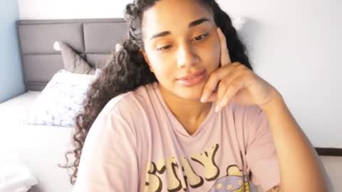 You want to talk to me more personal follow me in My Channel VIP  50 the discount       online show from June 30, 3:44 pm