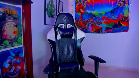 Val online show from November 21, 4:54 am