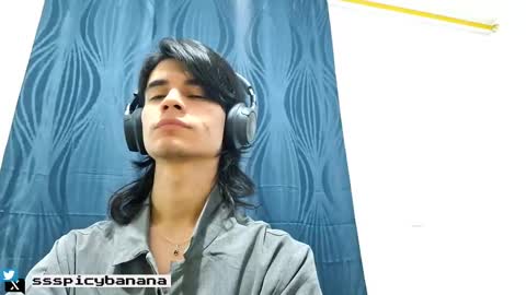 Snapshot of spaiseebuhnaanuh chatting on March 7, 4:12 am Roger online show from March 7, 4:12 am