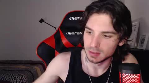 Anthony online show from December 25, 12:27 am