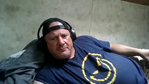 Slave online show from April 10, 4:33 pm