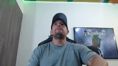     online show from November 11, 6:04 am