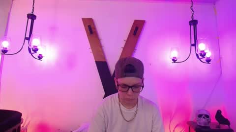 spencerm_ online show from November 18, 11:15 pm