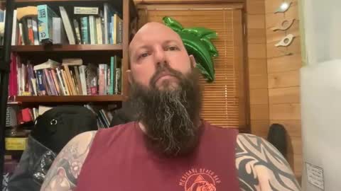 Beard Guy online show from January 7, 2:53 am