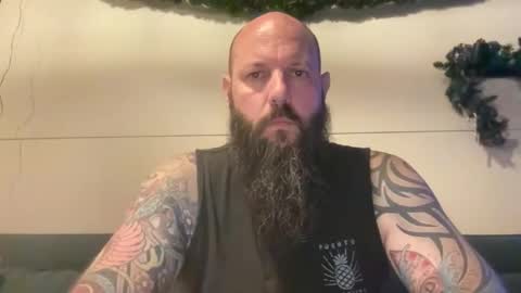 Beard Guy online show from November 29, 9:17 am