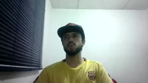 sperm_donor94 online show from December 22, 10:38 pm