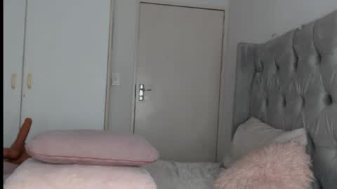 Im Angela  online show from April 22, 7:59 am