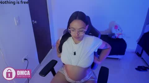 Geraldin online show from June 15, 4:32 pm
