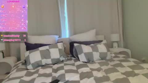 Lilith online show from February 11, 11:30 pm