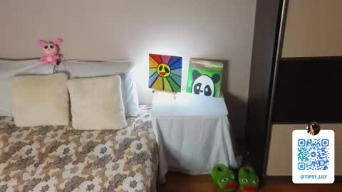 Tipsy online show from October 26, 6:07 pm