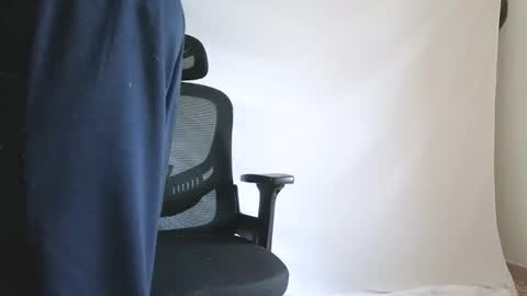 Marco. When Im offline you can view premium content in bio online show from April 1, 2:36 pm