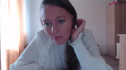 spring_time_ online show from May 18, 8:53 am