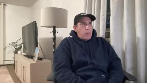 spun4feet online show from January 5, 10:02 pm