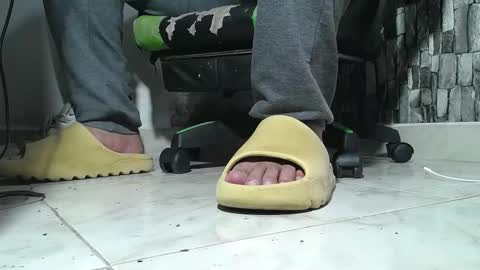 sr master cum its my old account online show from January 12, 9:00 pm