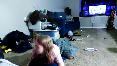 sriley386444137 online show from February 12, 8:38 am