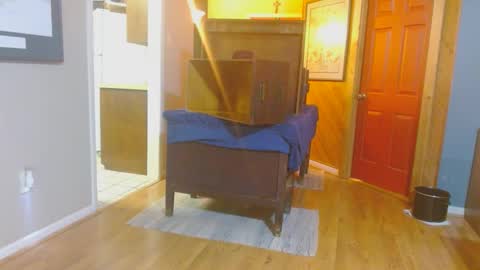 srtxshow online show from March 8, 3:06 am